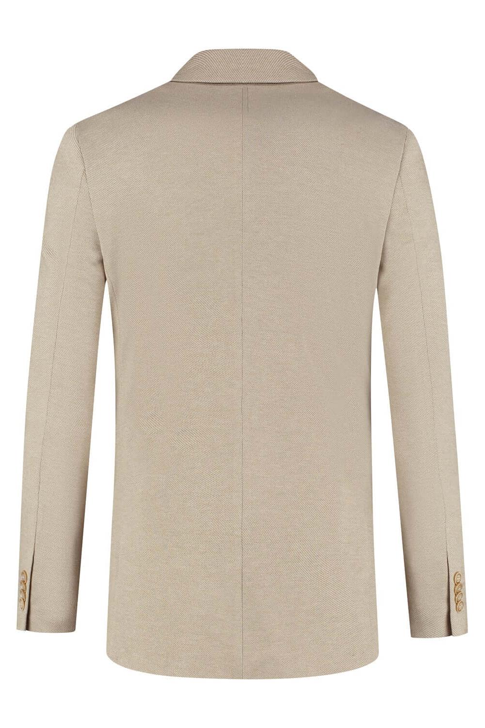 Pak stretch dune beige achteraanzicht van het jasje met nette afwerking en stretchmateriaal.