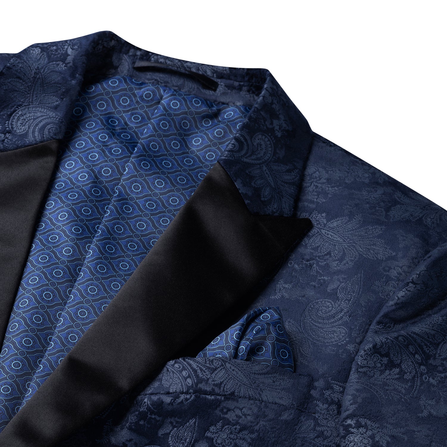 Dinnerjacket paisley velvet blauw detail with satin shawl collar and pocket square.