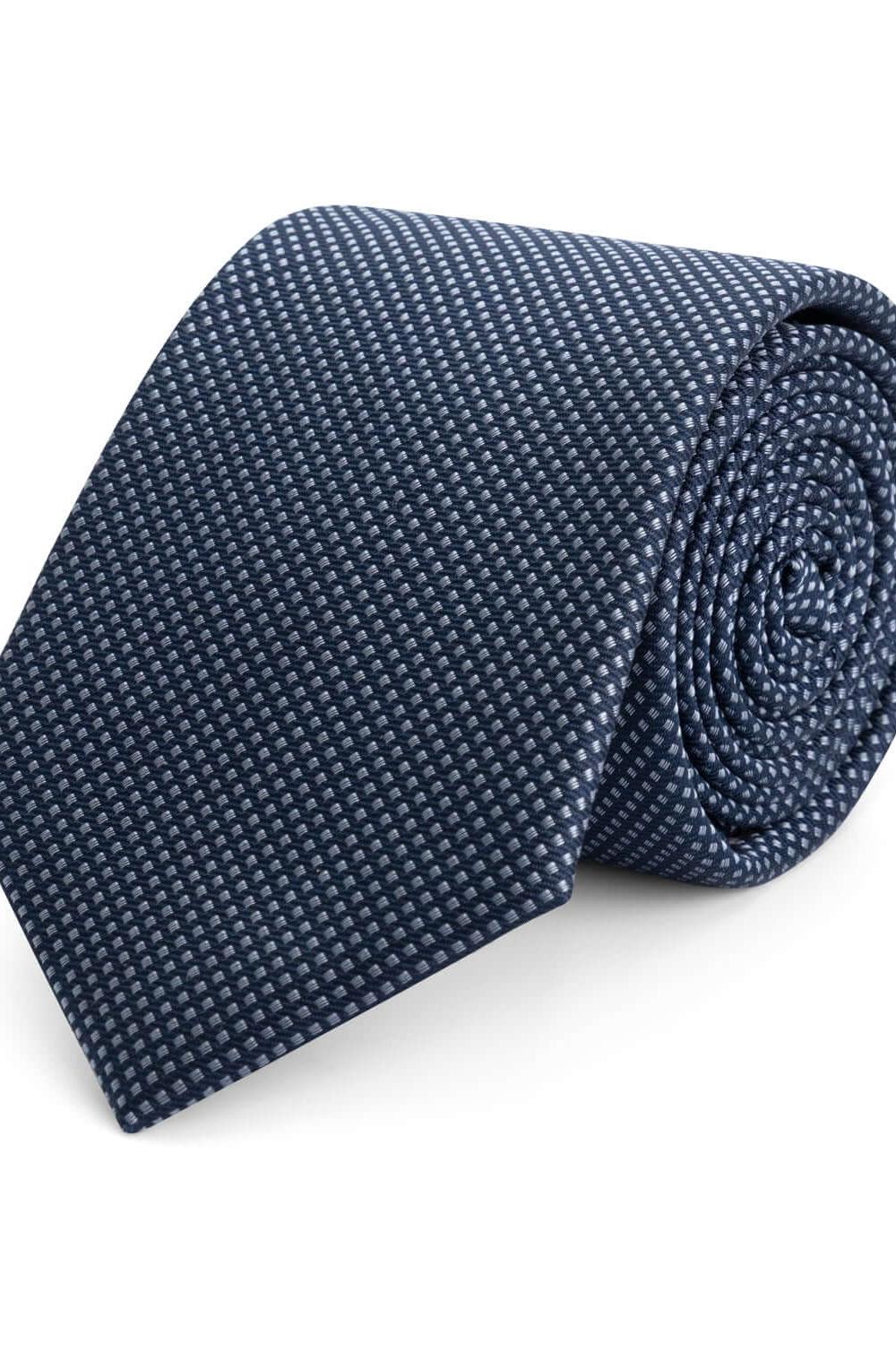 Stropdas zijde print kleine vakjes navy-zilver van 100% zijde met navy-zilver vakjesprint.