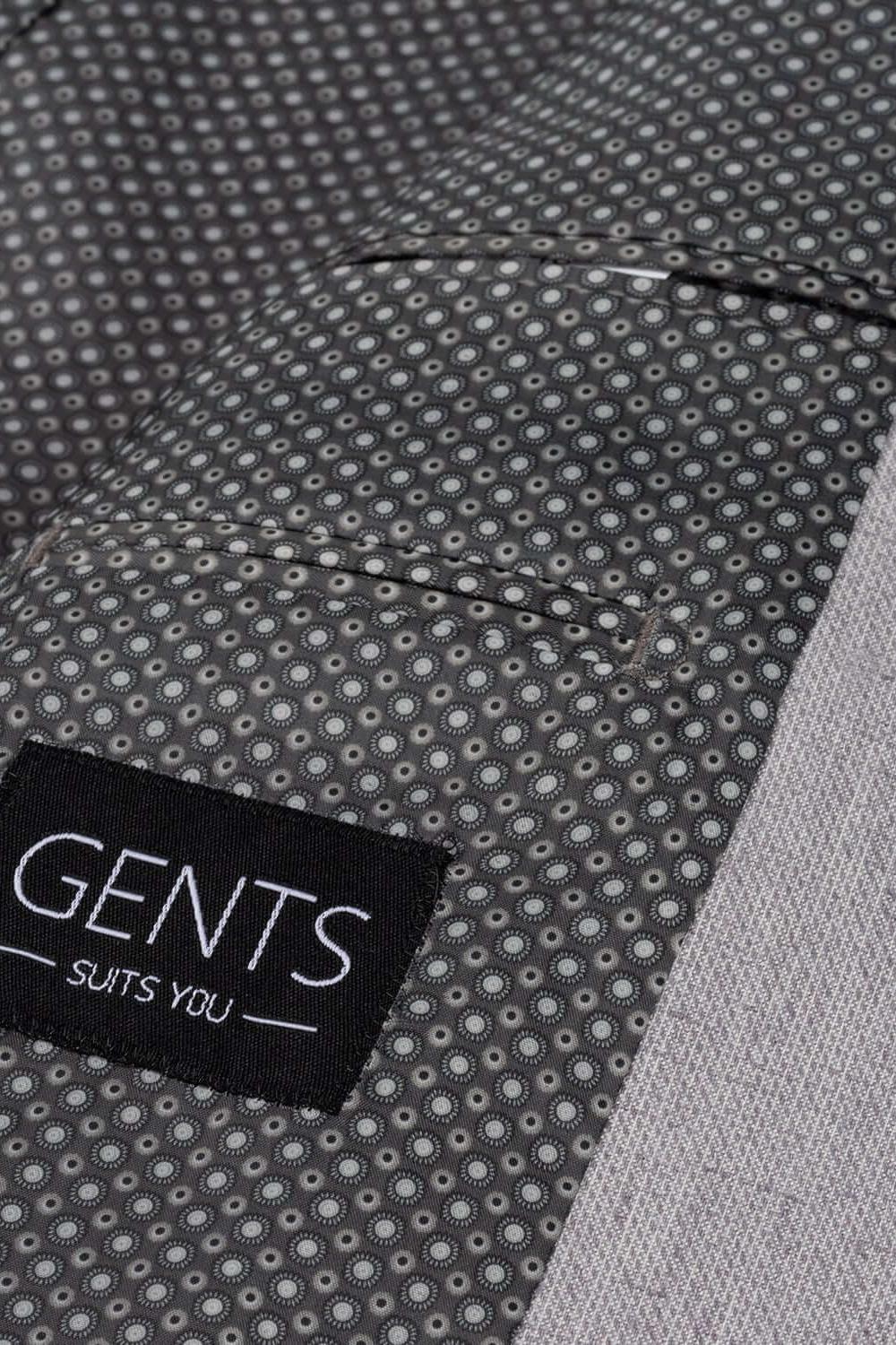 Pak linnenblend zilvergrijs detail met GENTS label en ademend materiaal.