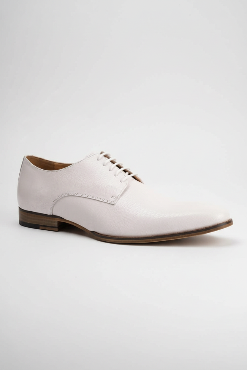Witte veterschoen productfoto