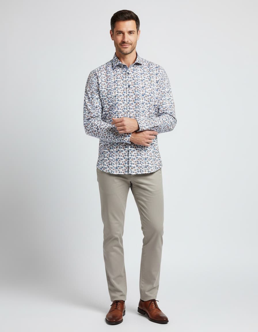 Hemd Blumfontain retrobloem blauw-bruin — op model