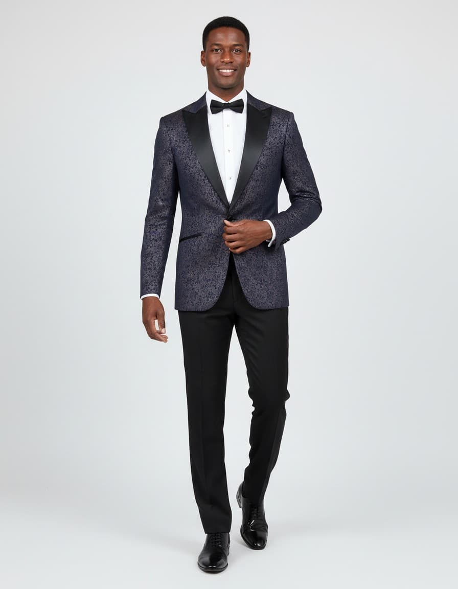 Dinnerjacket velvet paisley blauw — op model