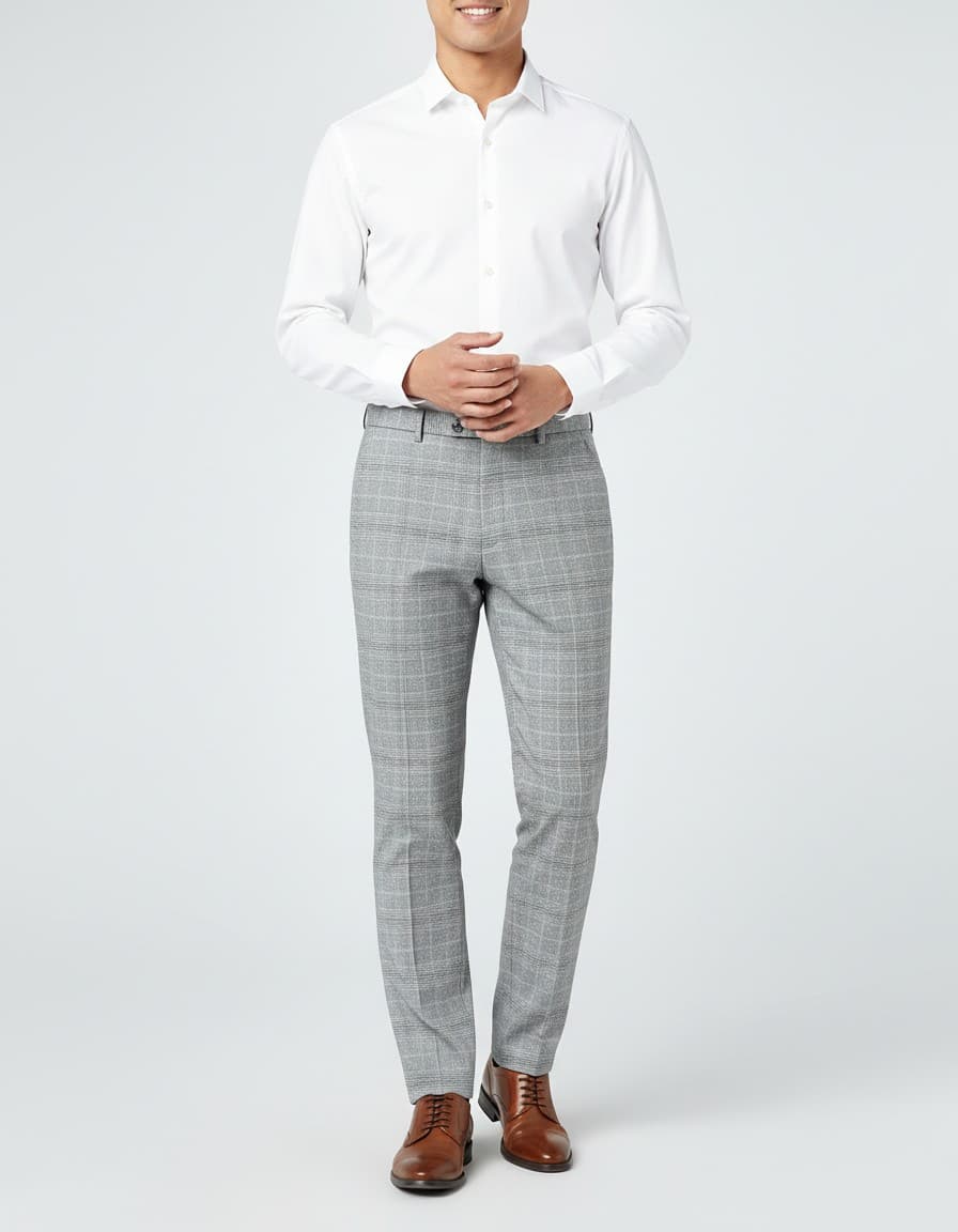 Pantalon glencheck lichtgrijs — op model