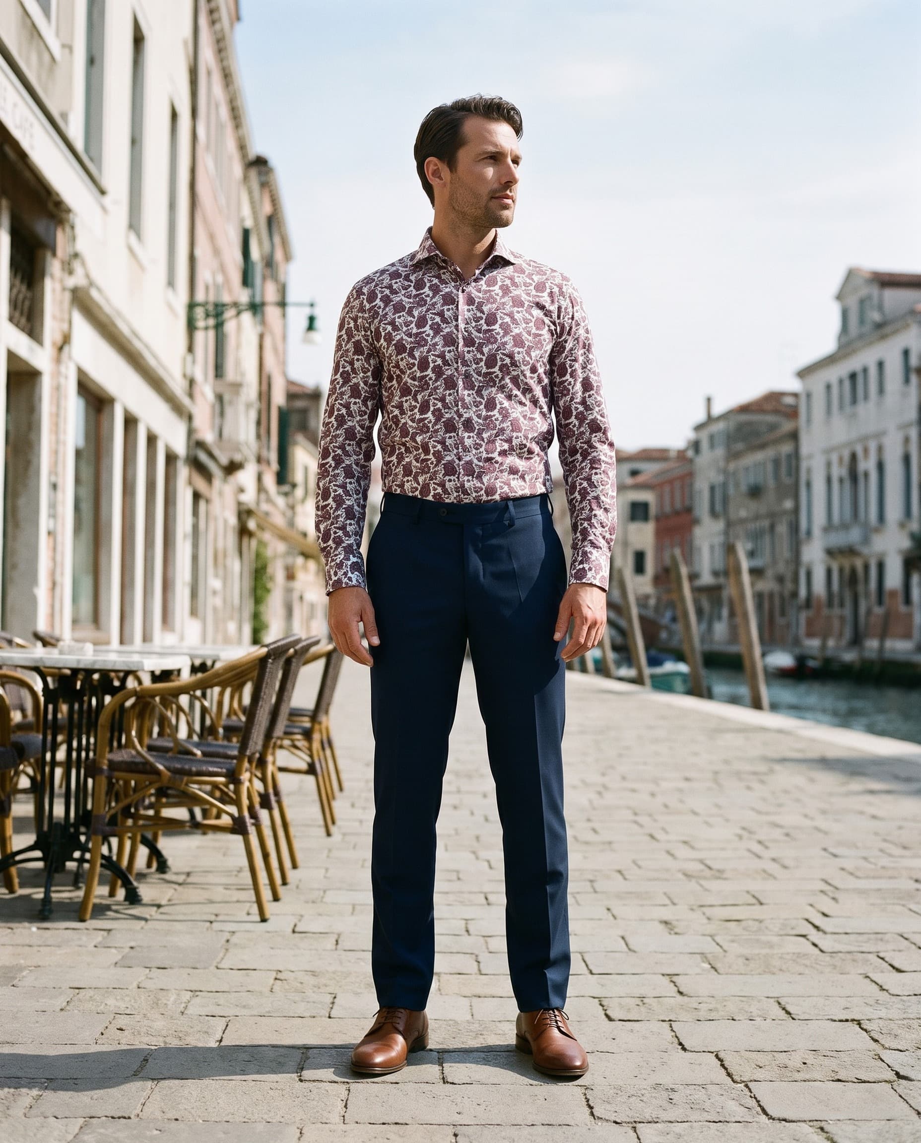 Blumfontain Floral Print Shirt Red — mood shot