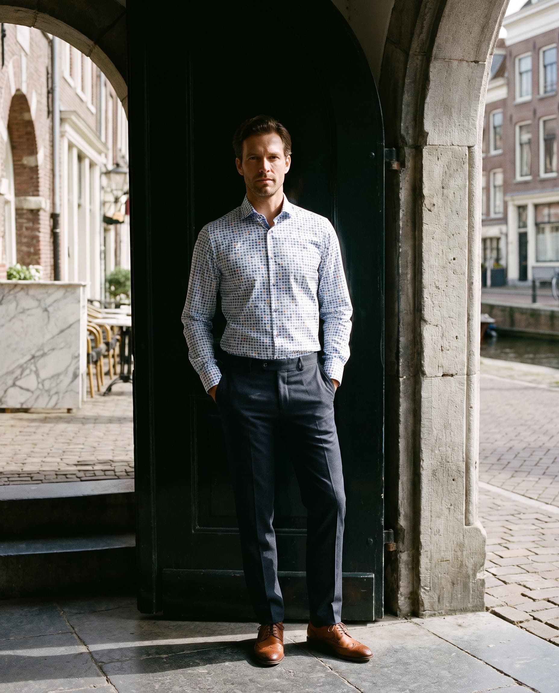 Overhemd Blumfontain print klaver wit — sfeerbeeld