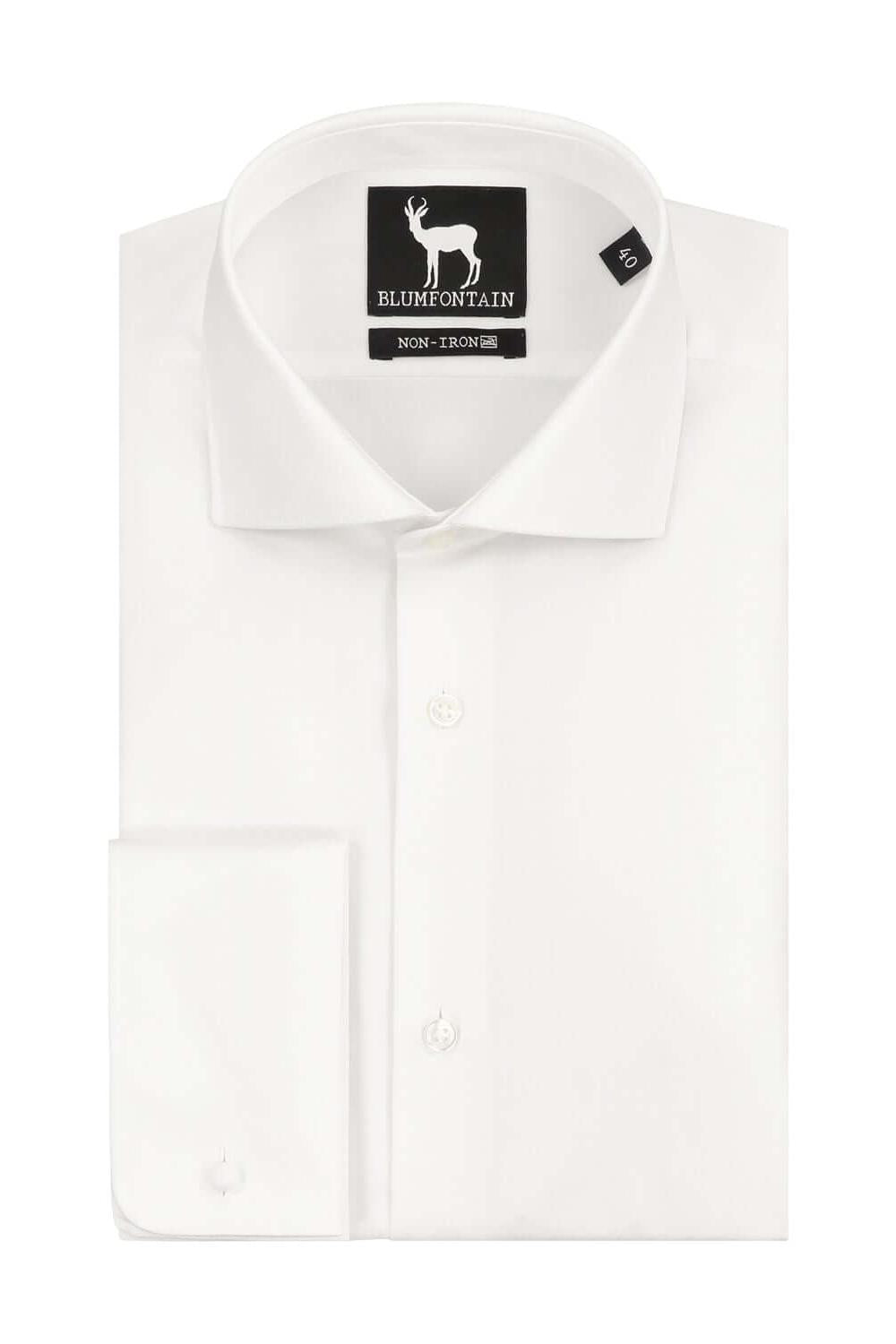 Blumfontain dubbel manchet wit katoenen overhemd met dubbele manchetten en strak ontwerp.