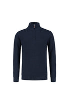 Trui halfzip donkerblauw, ademende katoenen trui met subtiele textuur en veelzijdigheid.