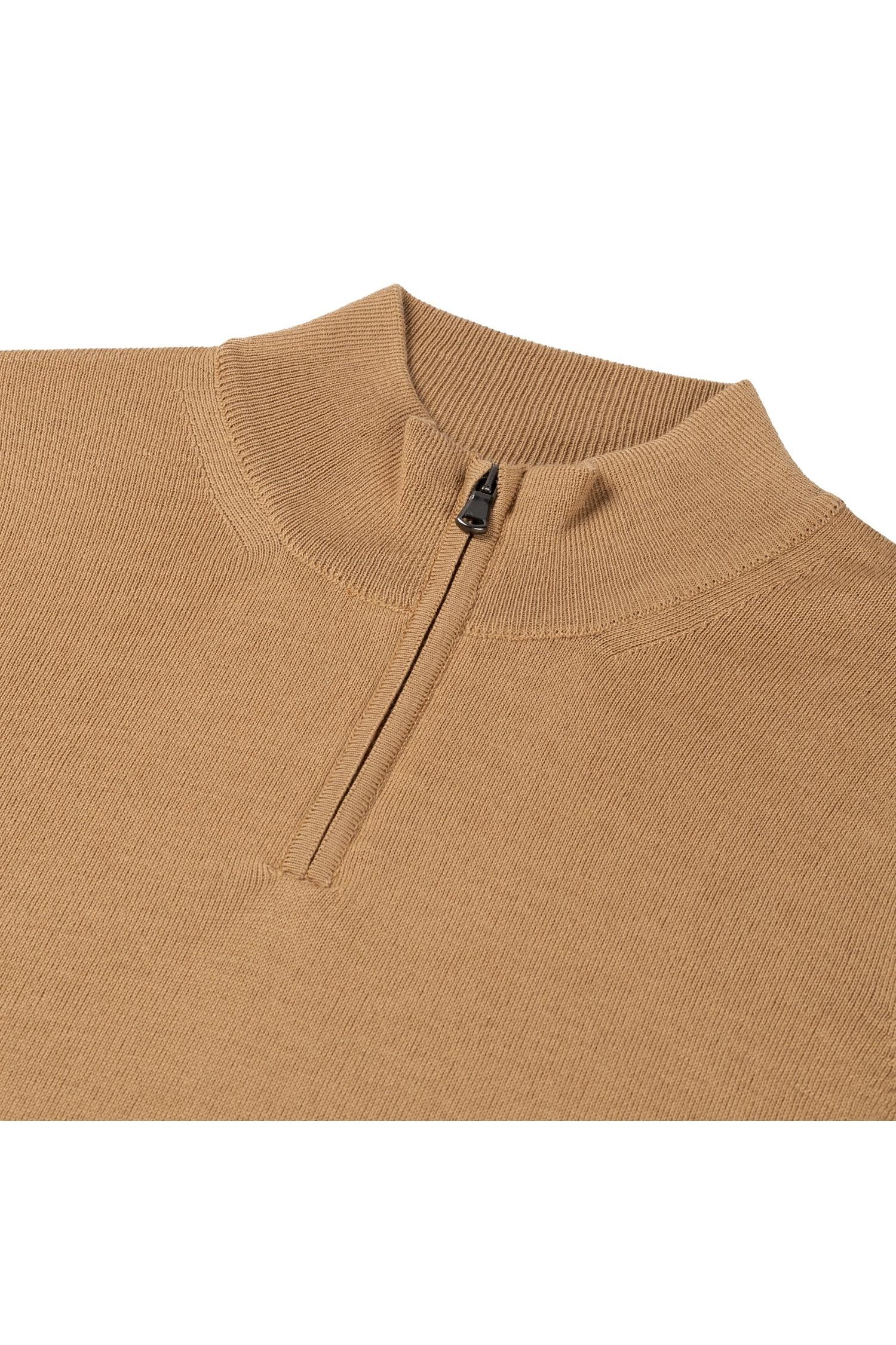 Halfzip merinoblend camel, strakke camel halfzip met ademend comfort en structuur, top view.
