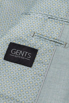 Pak aquagroen 3-delig detail met GENTS label, perfect voor formele gelegenheden en moderne pasvorm.