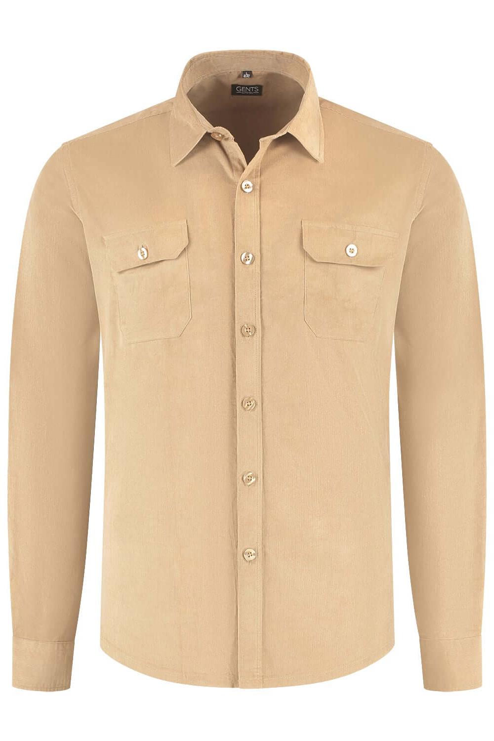 Overshirt corduroy zand in zandkleur met knoopsluiting en borstzakken.