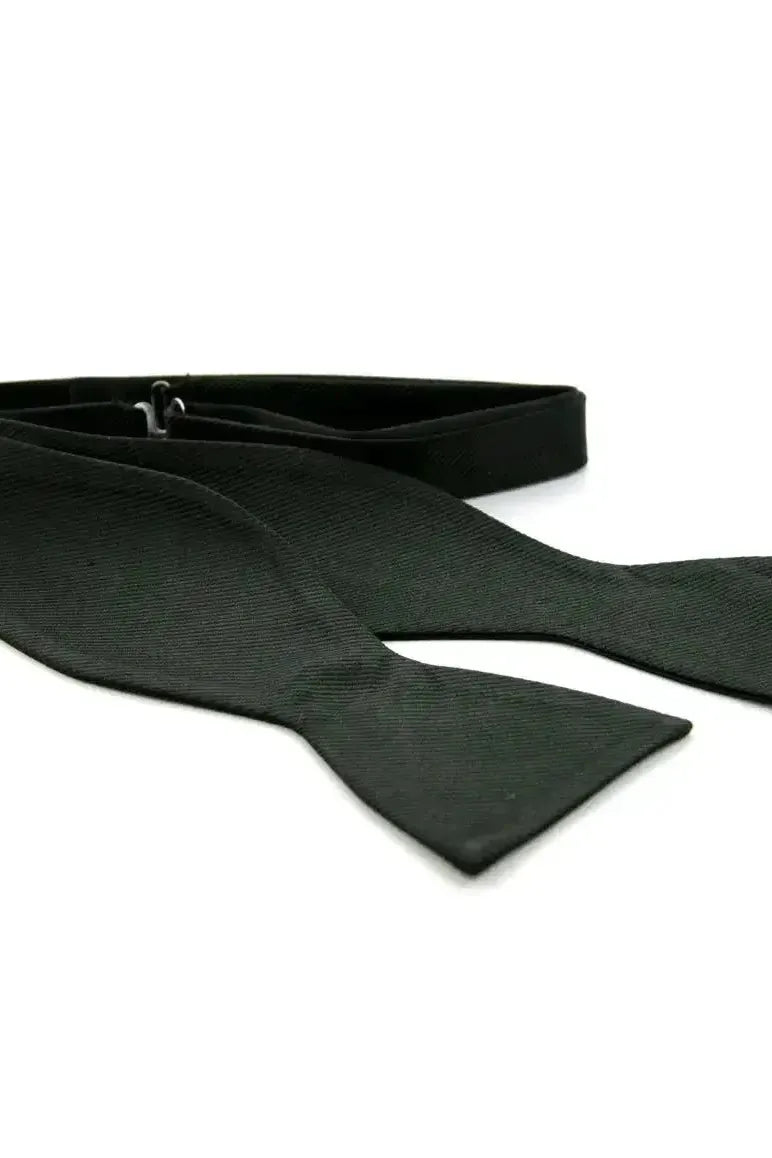 Zelfstrik zijde zwart